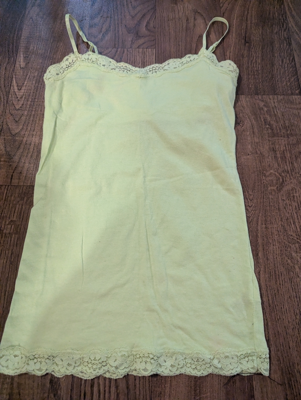 Aéropostale Lace Trim Cami Tank Top Neon Yellow Women’s Medium Stretch Cotton